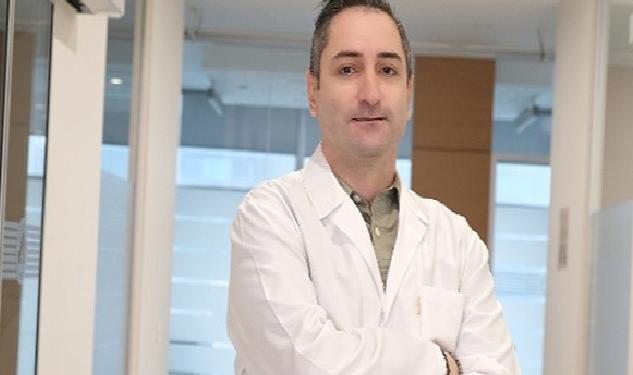Doç. Dr. Barış Karabulut: “Süt dişleri kalıcı dişlerin rehberidir”