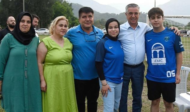 Kemer 2020 Futbol Kulübü şampiyonluğunu kutladı