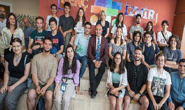 Soyer: Gençlerin öncülüğünde yürüyeceğiz