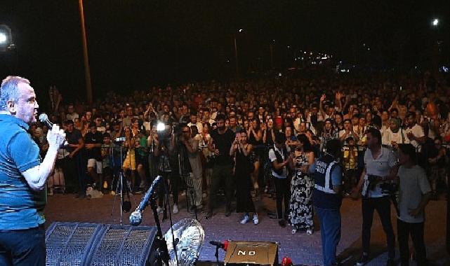 Çiftçi Kupası Futbol Turnuvası’nda kupa Başkan Böcek’ten