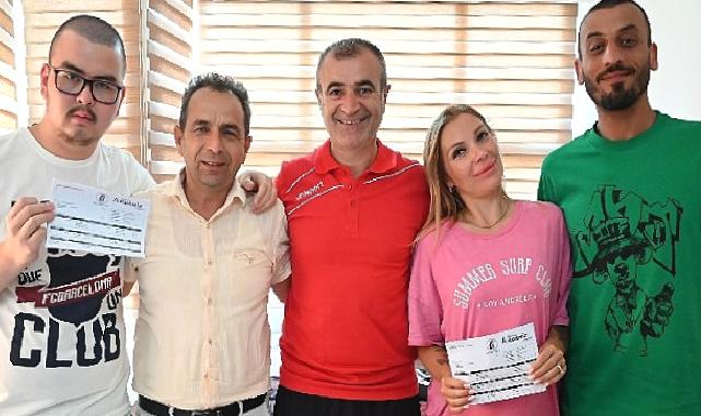 Kemer Belediyesi’nden sporculara ulaşım desteği