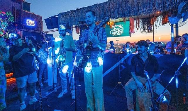 Müziğin Ruhunu Keşfetmek: Evrencan Gündüz Konserlerine Davetlisiniz