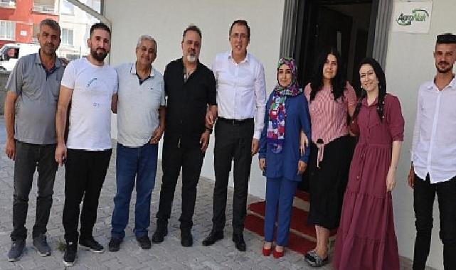 Nevşehir Belediye Başkanı Dr. Mehmet Savran, hafta sonu esnaf ve ev ziyaretleri gerçekleştirdi