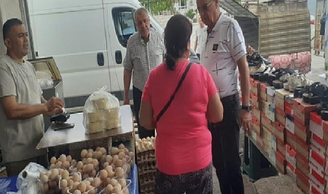 Başkan Topaloğlu’ndan pazar esnafı ziyareti