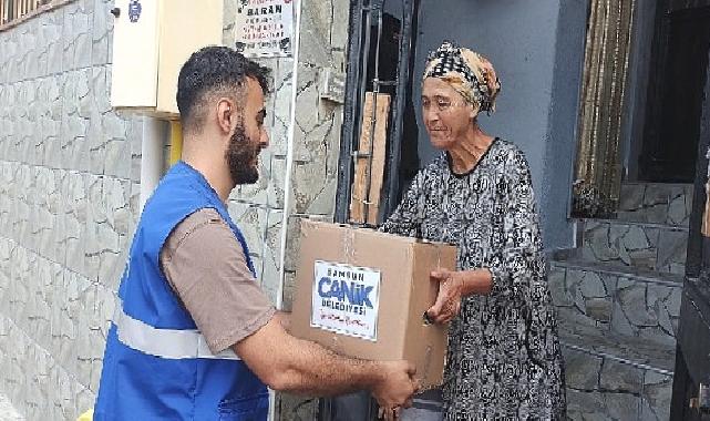 Canik’te Zorlu Günler Dayanışmaya Aşılıyor 