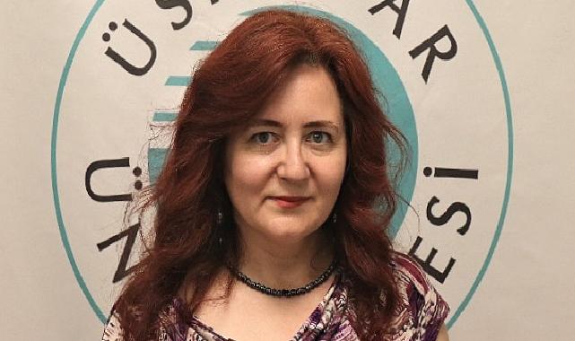 Çevirmenler, Kültür Uzmanı Olarak Aktif Rol Oynuyor