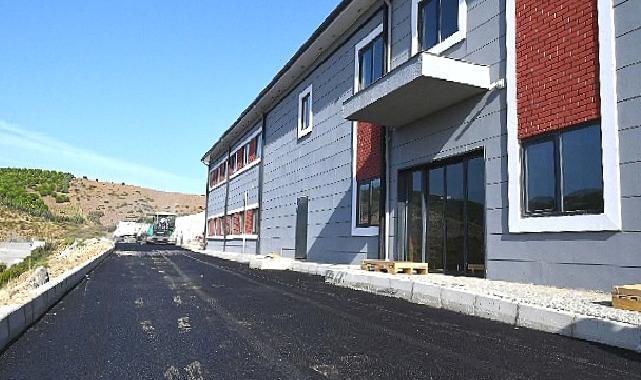 Demokrasi Üniversitesi Asfalt ve Tretuvar Çalışması