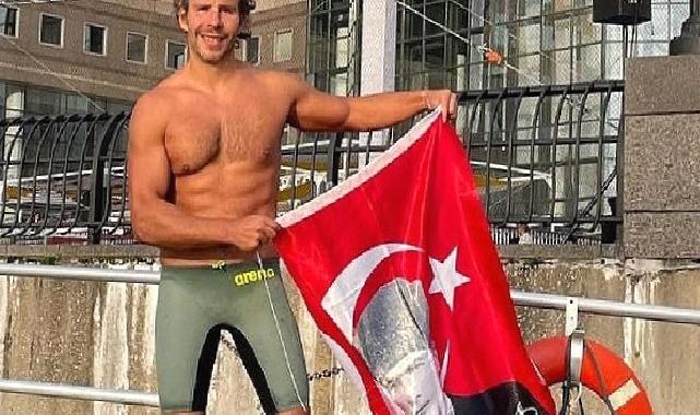 İzmirli Emre’den ABD’de zafer kulacı