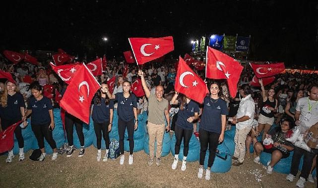 Soyer: “İyi ki sultanlarımız var”