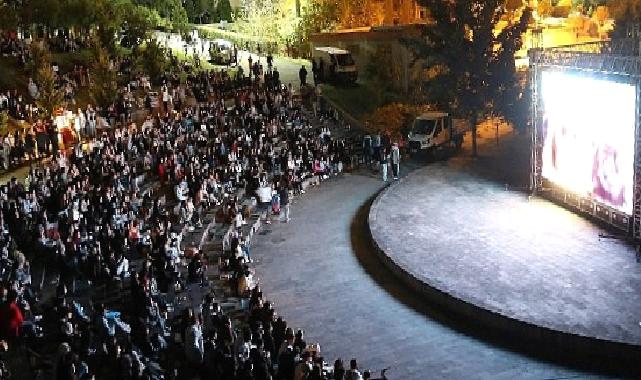 KOÜ’lü Öğrenciler Hababam Sınıfını İzledi