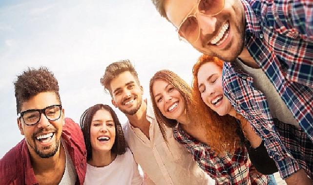 Ruh Sağlığının En Güçlü İlacı: Gülmek