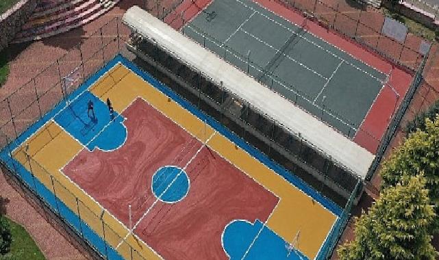 188 okula basket ve voleybol sahası