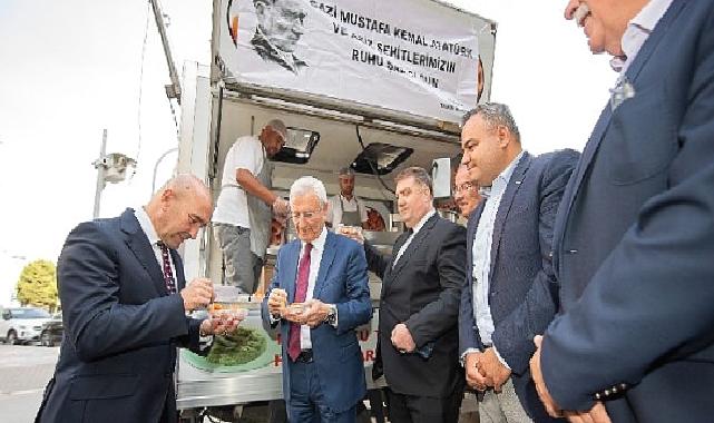 Atatürk için mevlit okutuldu, lokma dağıtıldı
