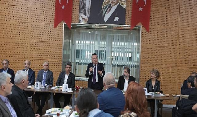 Başkan Böcek ‘den hemşeri derneklerine teşekkür  Başkan Böcek: ‘İşimiz çok, yolumuz uzun’