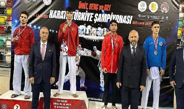 Karate Şampiyonasında Kağıtspor rüzgârı