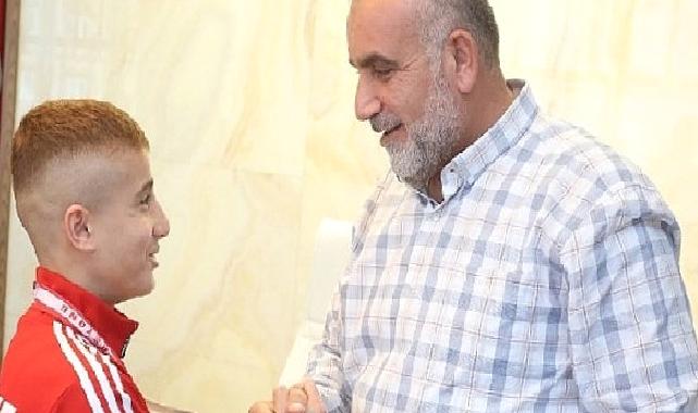 Canik Başarılara Doymuyor