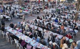 Aydın Büyükşehir Belediye Başkanı Özlem Çerçioğlu Efeler’in Umurlu Mahallesi’nde vatandaşlarla bir araya geldi