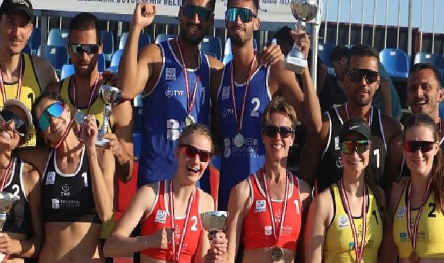 2024 TVF U20 Kulüpler Türkiye Şampiyonası Voleybol Kadınlar ve Erkekler plaj voleybolu Balkan şampiyonası Ödül Töreni Ören Plajı’nda yapıldı