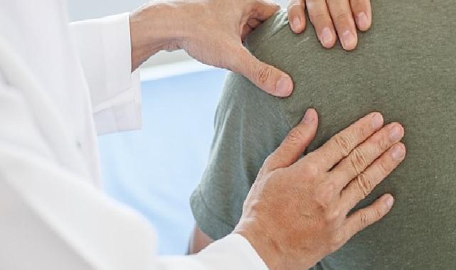 Dikkat! Omuz Ağrısı Parkinson Belirtilerinden Biri Olabilir