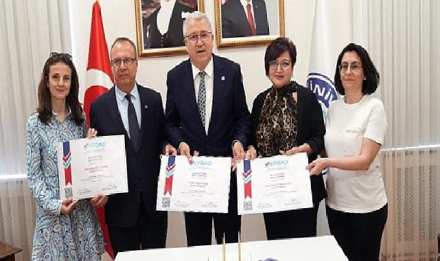 EÜ Eğitim Fakültesinde üç program akredite oldu